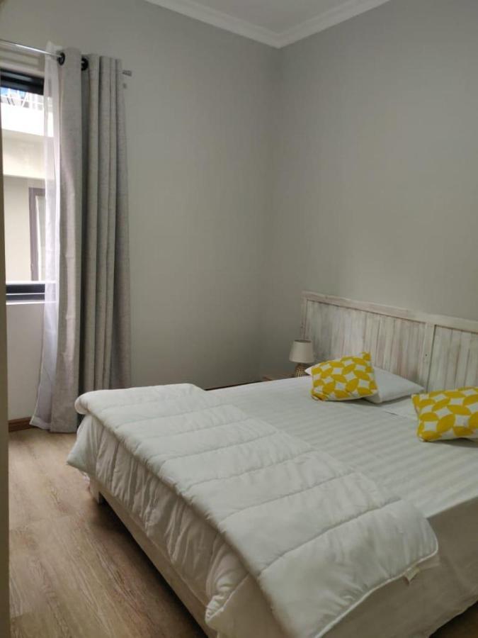 Shanti Haveli Beachfront Apartments Flic-en-Flacq 외부 사진
