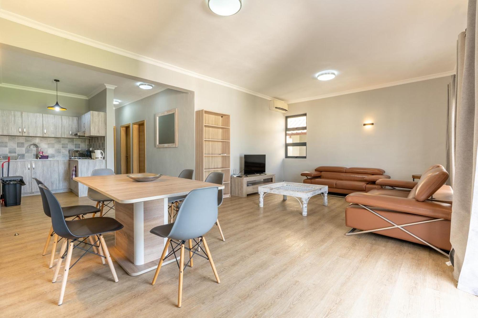 Shanti Haveli Beachfront Apartments Flic-en-Flacq 외부 사진